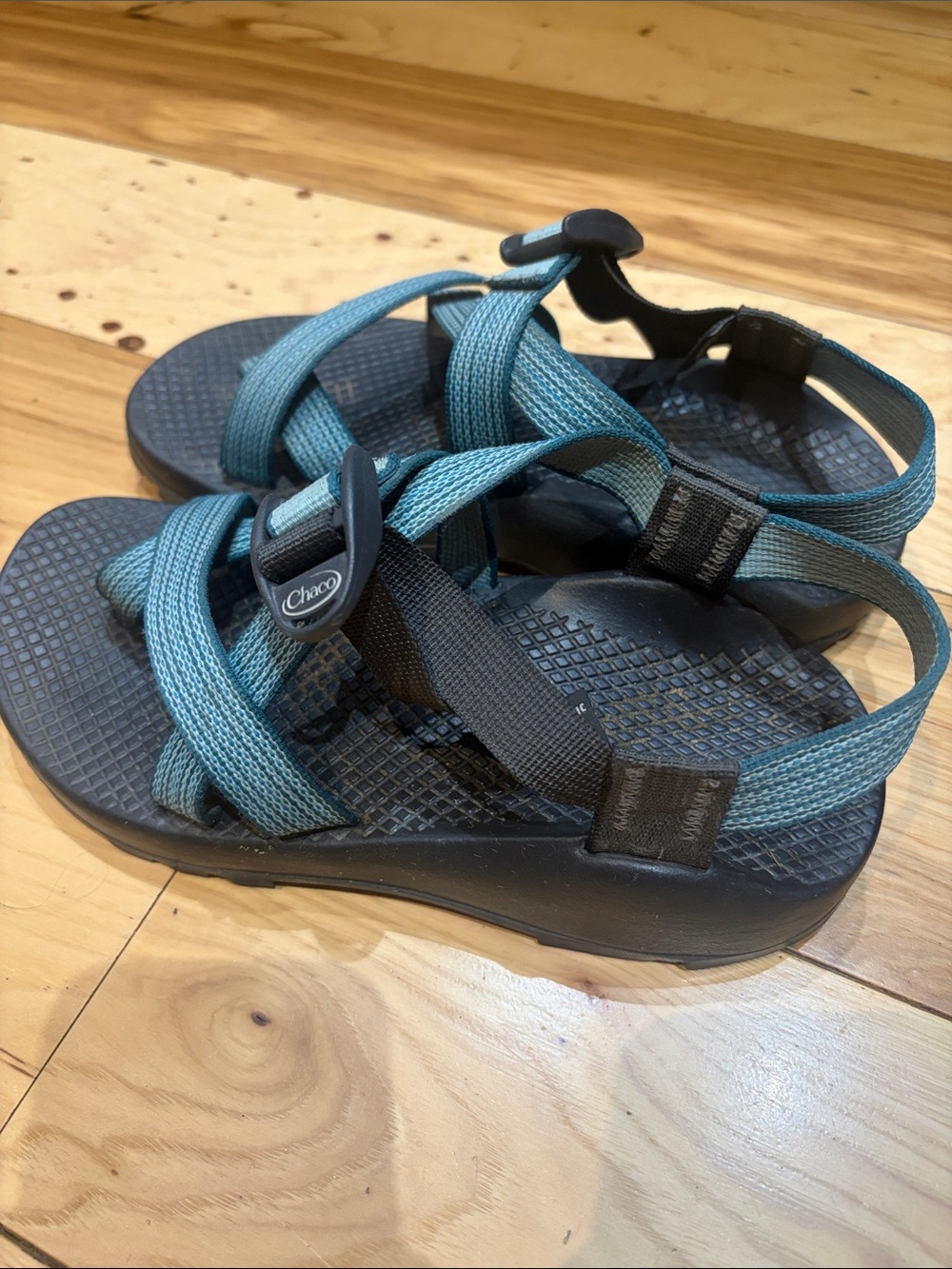 Chaco Womans Teal and Black Adjustable Strap Sandals - Picture 3 of 4